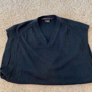 Tiger Woods Collection black vest